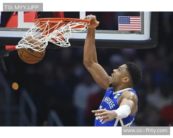 字母哥本赛季出战697分钟狂砍700分展现狠劲实力